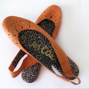 Sam Edelman Coral Orange Flats, size 8.5